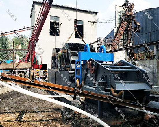 ϴɰ����һ�w�C(j��)ж؛�F(xi��n)��(ch��ng)